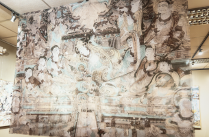 Dunhuang Culture in New Zealand Silk Dual-Layer Fabric Display